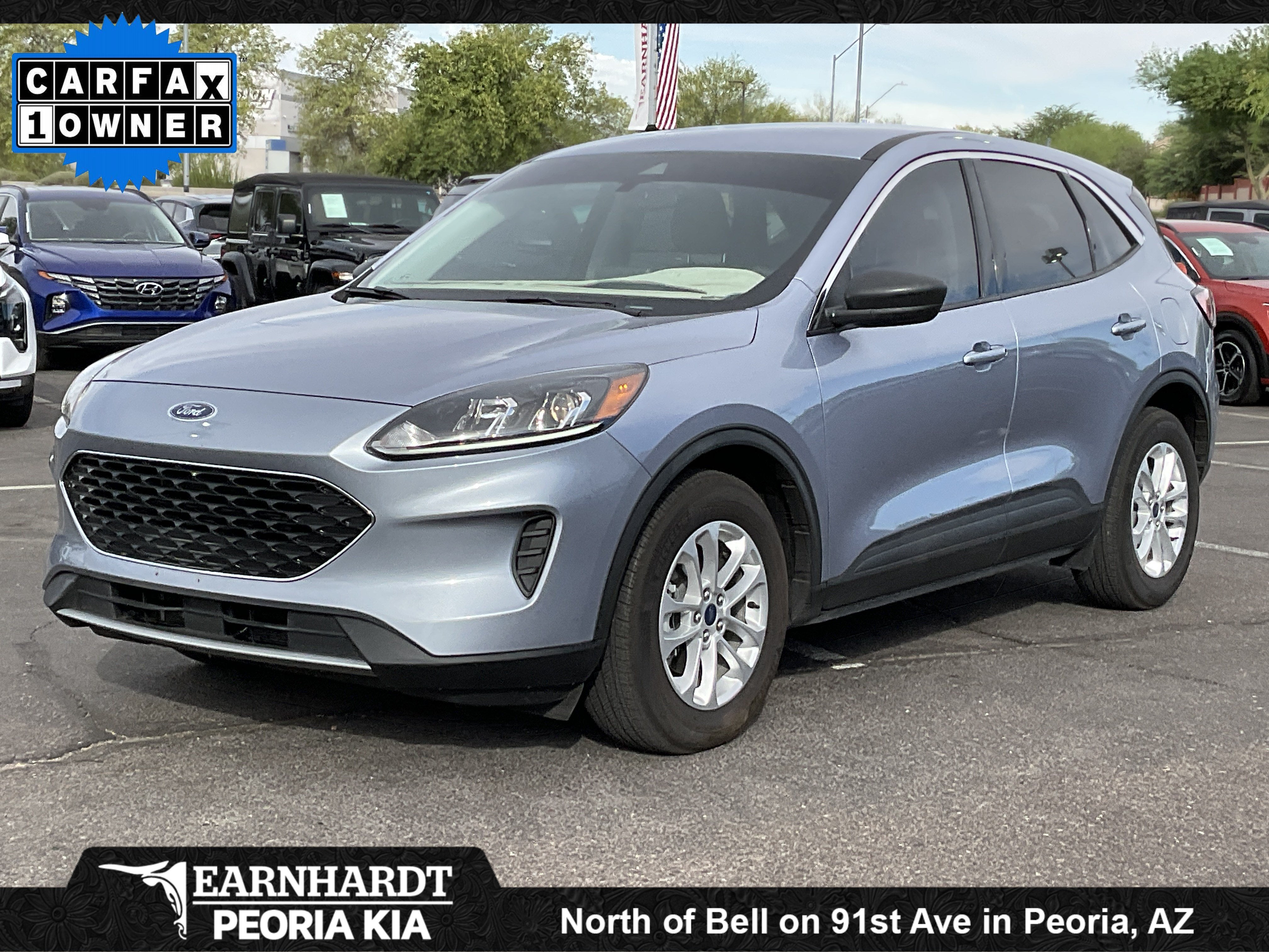 2022 Ford Escape SE Hybrid**1 OWNER CLN CF in Iced Blue Silver Metallic — front three-quarter view