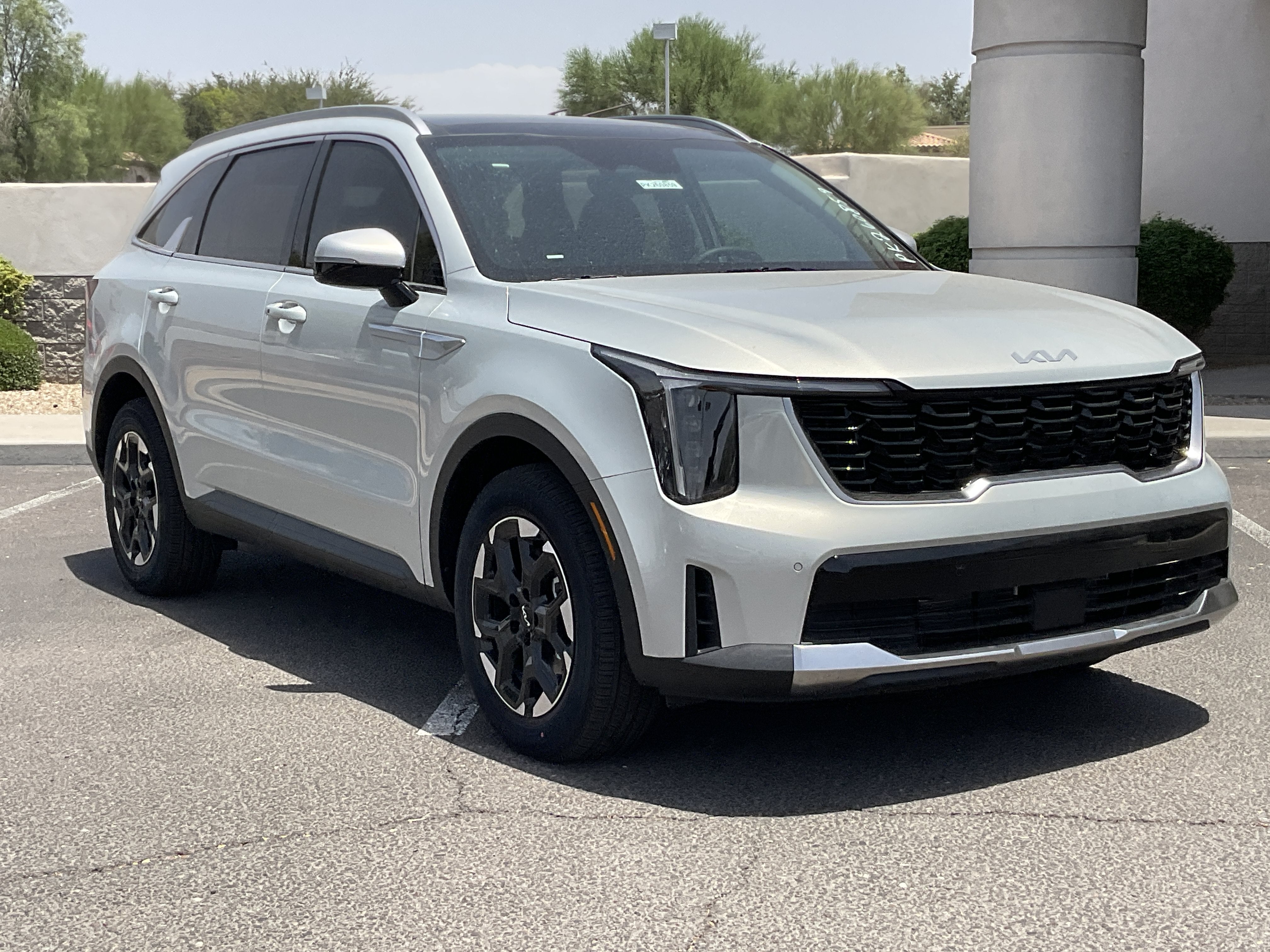 2026 Kia Sorento — rear three-quarter view