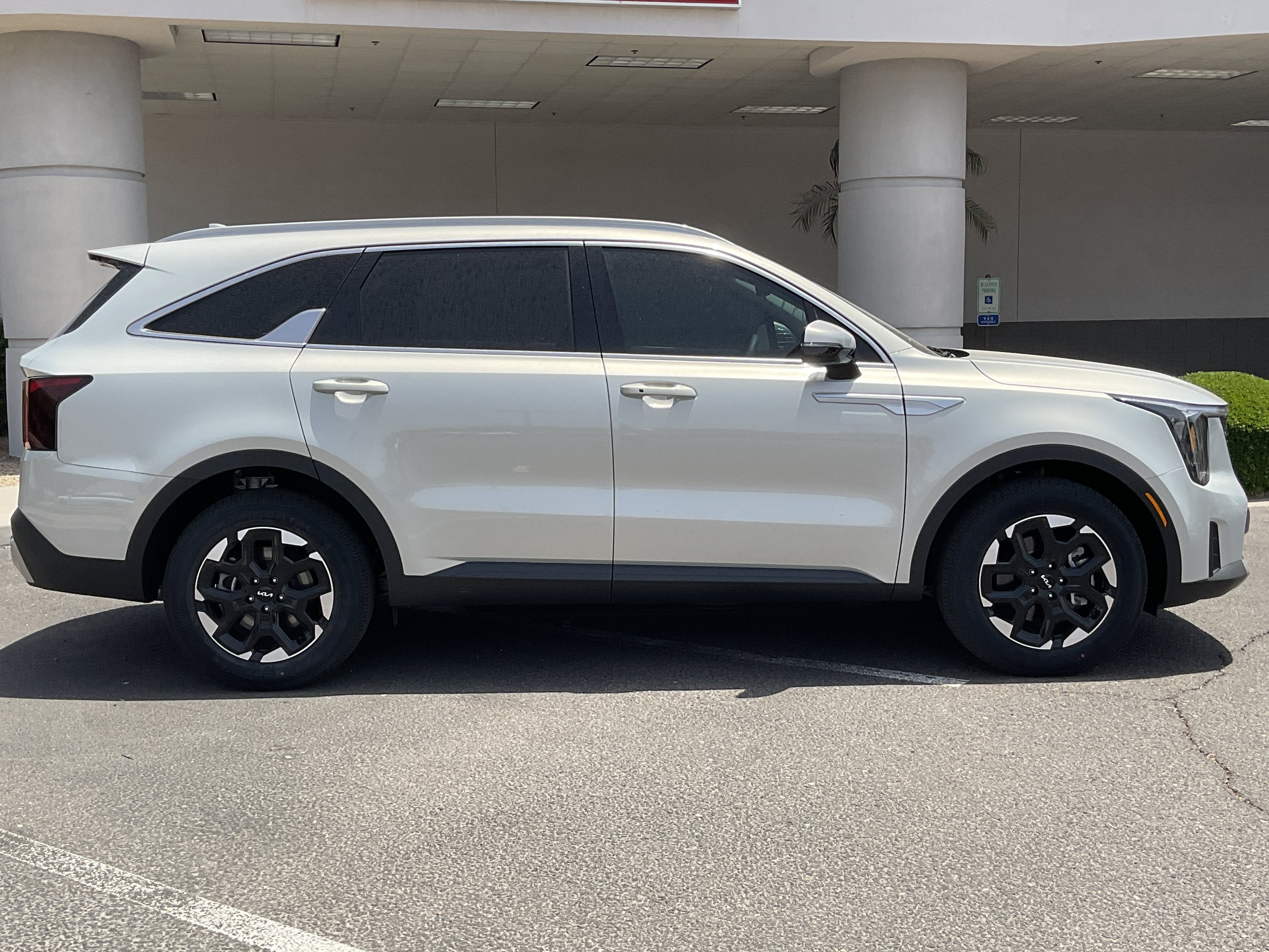 2026 Kia Sorento — detail view