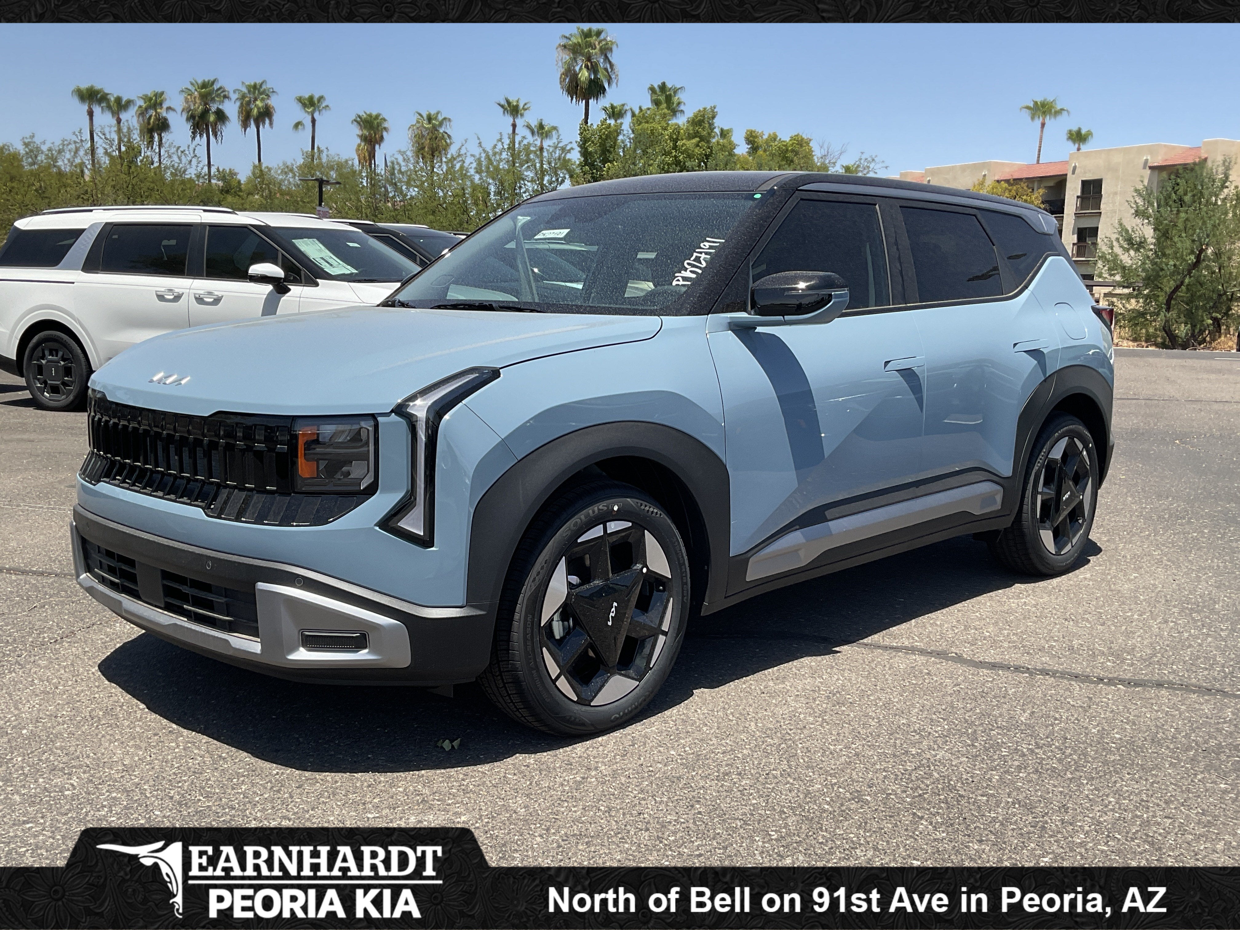 2027 Kia Seltos S in Frost Blue — front three-quarter view