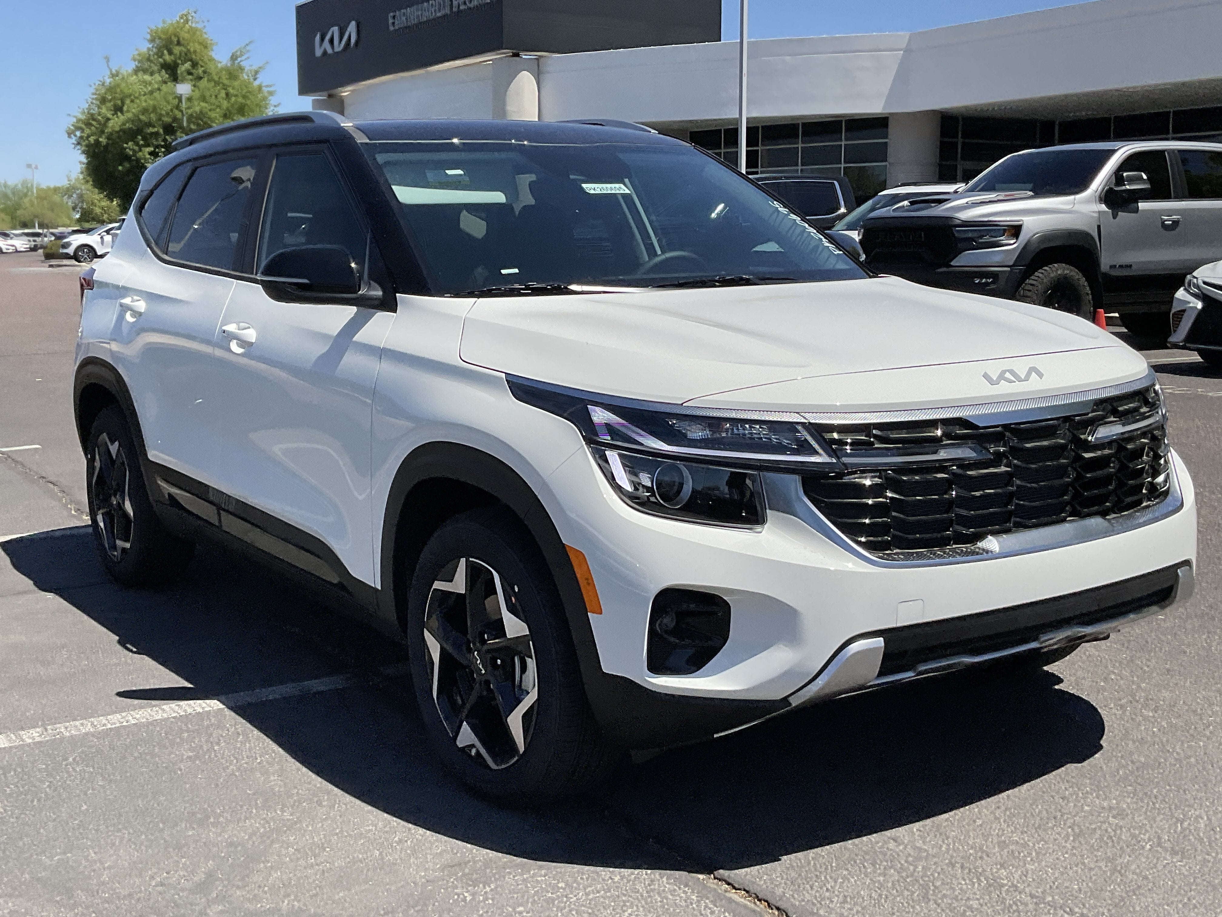 2026 Kia Seltos — rear three-quarter view